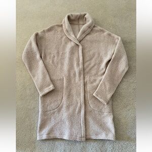 lululemon athletica Cream Teddy Jacket w 2 Lulus closing buttons in the front